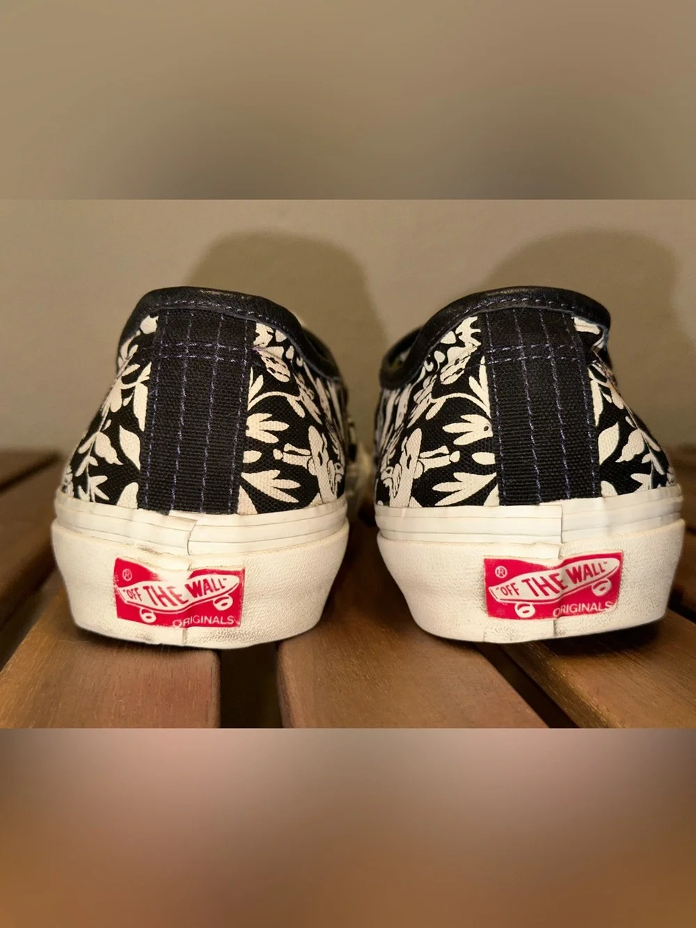 Vans Vault “Paradise”. 
Men US 09/ women US 10.5 - Picture 10 of 10